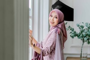 Referensi foto wisuda hitz 2022