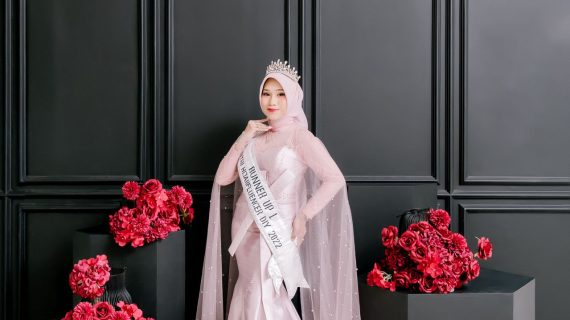 Foto Personal Jogja : Warna Indonesia x Putri Hijabfluencer DIY